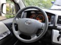 2017-2018 Toyota Hiace GL Grandia 3.0 monotone A/T-13