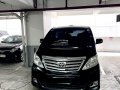 High-profile Toyota Erffa 3.5 black.-1