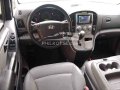 Selling used 2015 Hyundai Grand Starex Van -10