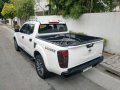 Nissan Navara Calibre 4*2 Diesel Engine  2020 Model M/T-6