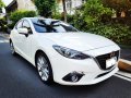  Mazda 3 Hatchback 2.0 Automatic Sunroof Top of the Line -4