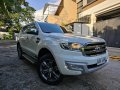 2016 Ford Everest titanium top of the line 4X2-2