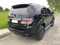 Sell second hand 2015 Toyota Fortuner  2.4 G Diesel 4x2 MT-8