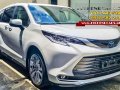 2023 TOYOTA SIENNA LIMITED HYBRID-2