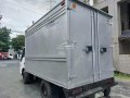 2005 Isuzu NHR Aluminum Van M/T-5