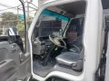 2005 Isuzu NHR Aluminum Van M/T-6