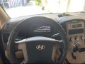 2011 Hyundai Grand Starex Gold-1