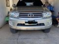 Toyota Fortuner G 2010 Gas *LOW MILEAGE*-0