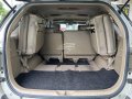 2010 Toyota Fortuner G gas a/t 2.7 VVTi-6