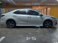 Pearlwhite 2018 Toyota Altis  1.6V Automatic for sale-3