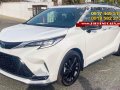 Hot deal! Get this 2023 Toyota Sienna  XSE Hybrid-2