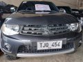 2012 Mitsubishi Strada GLS V  4x4 Manual 2.5-1