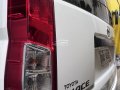 2022 Toyota Hiace Commuter Deluxe M/T-6