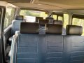 2017 TOYOTA HI ACE VAN COMMUTER  3.0  MT-3