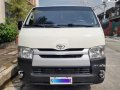 Pre-owned White 2017 Toyota Hiace  Commuter 3.0 M/T for sale-1