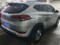 Pre-owned 2016 Hyundai Tucson  2.0 GL 6AT 2WD for sale in good condition-1