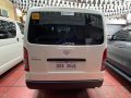 Toyota Hiace Commuter 3.0 2021 White-3