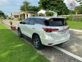 Toyota Fortuner V 4x2 Diesel Pearl White-7