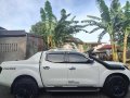 FOR SALE!!! Pearlwhite 2017 Nissan Navara 4x2 EL Calibre Sport Edition AT affordable price-5