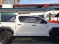 Sell pre-owned 2022 Toyota Hilux Conquest 2.4 4x2 AT-4