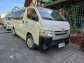 2015 TOYOTA HI ACE COMMUTER DIESEL-1