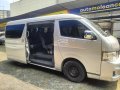 TOYOTA HIACE GRANDIA 2011-1