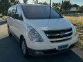 Used 2013 Hyundai Grand Starex (facelifted) 2.5 CRDi GLS Gold AT for sale in good condition-0