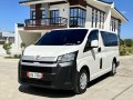 2021 TOYOTA HIACE COMMUTER DELUXE MT-5