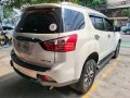 Isuzu MUX 2017 3.0 LS-A Automatic-5