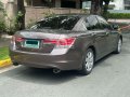 Honda Accord 3.5 V6 Urban Titanium (2011)-1