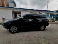 Pre-owned Grey 2022 Toyota Fortuner 2.8 Q Diesel 4x2 AT for sale-3