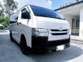 Pre-owned White 2021 Toyota Hiace  Commuter 3.0 M/T for sale-1