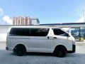 Pre-owned White 2021 Toyota Hiace  Commuter 3.0 M/T for sale-4