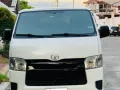 Toyota HiAce Commuter 2016 Model-0