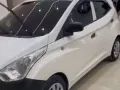 White 2012 Hyundai Eon Hatchback second hand for sale-1