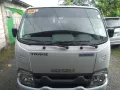 Isuzu traviz dual ac -4