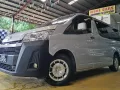 2020 Toyota Hi-ace Commuter Deluxe M/t -2