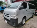 Toyota HiAce 2020 3.0 Commuter Manual-1