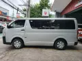 Toyota HiAce 2020 3.0 Commuter Manual-2