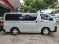 Toyota HiAce 2020 3.0 Commuter Manual-6