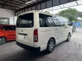 2017 TOYOTA HIACE COMMUTER 3.0 DIESEL M/T-4