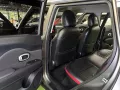 2016 Kia Soul LX 1.6L M/T Diesel-8