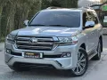 HOT!!! 2018 Toyota Land Cruiser VX LC200 Dubai Version for sale at affordable price-6