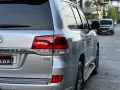 HOT!!! 2018 Toyota Land Cruiser VX LC200 Dubai Version for sale at affordable price-13