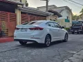 Hyundai Elantra GLS 2016 AT-3
