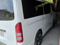 Toyota Hiace Manual Commuter 3.0 2019-7