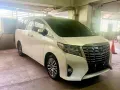 Selling White 2017 Toyota Alphard  3.5 Gas AT second hand-0