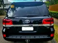 Toyota Land Cruiser 2017 local unit (Standard)-5