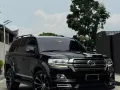 HOT!!! 2018 Toyota Land Cruiser 200 4x4 for sale at affordable price!-1