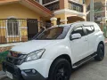 White 2015 Isuzu mu-X  Used DIESEL Manual-0